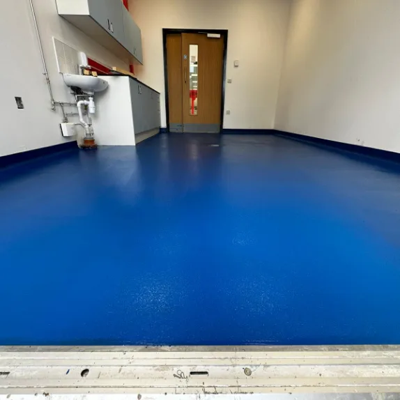 Resin kitchen flooring in images 6