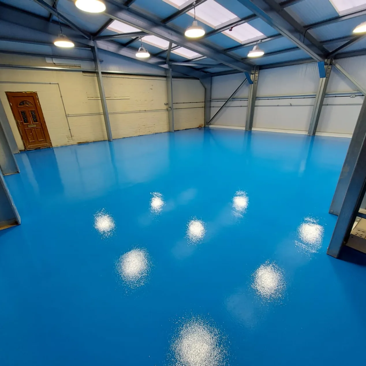 Specialised floor painting