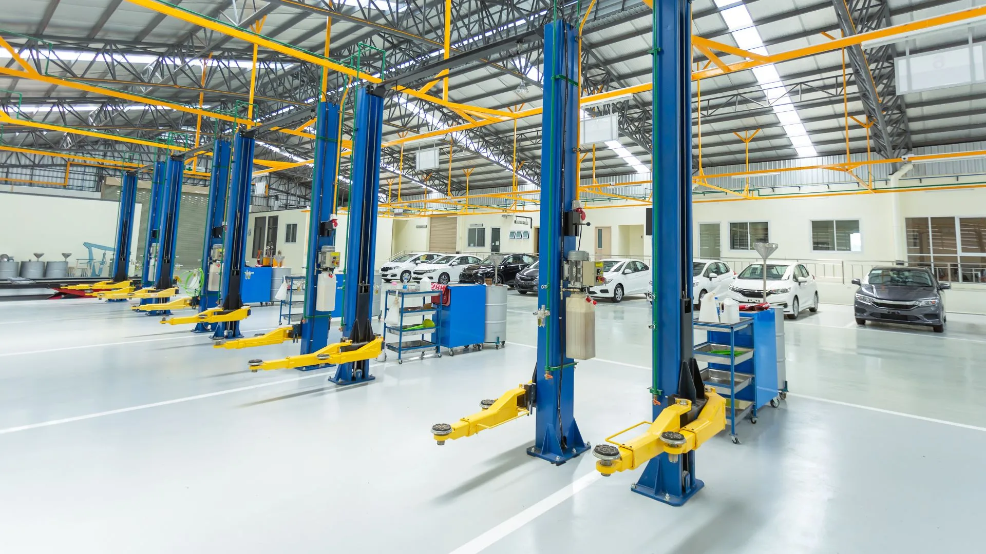 Resin Flooring in the Automotive Industry